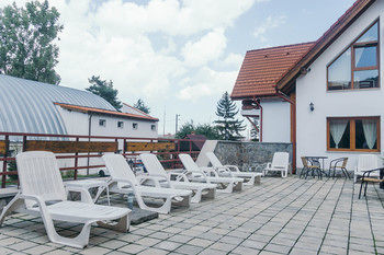 Pensiunea Green Park Брашов Екстериор снимка